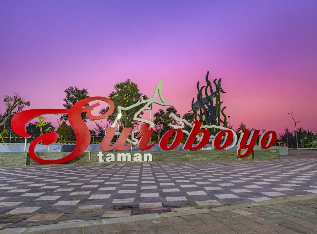 Destinasi Wisata Surabaya dengan Pemandangan Luar Biasa